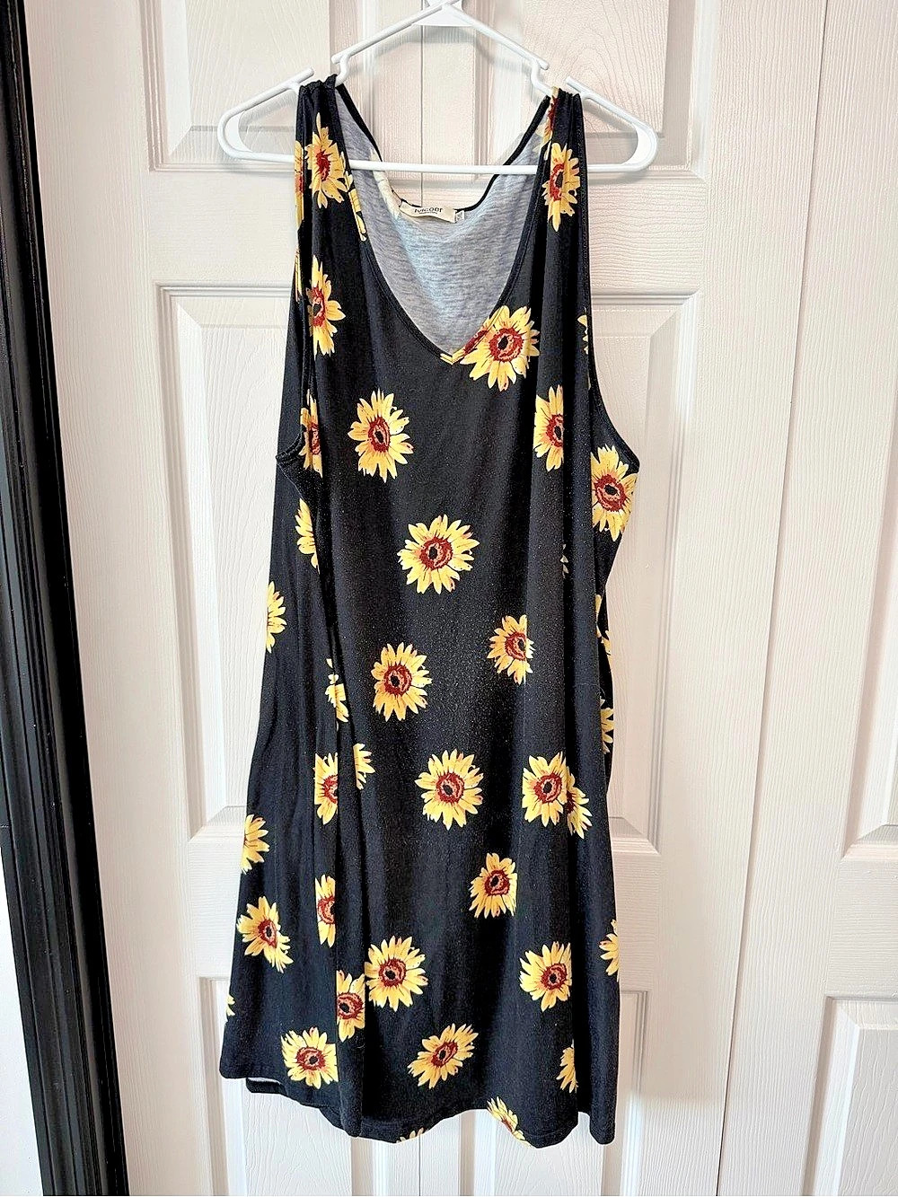 Vicoer Sunflower Floral Dress in Black & Yellow.